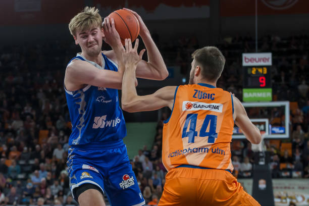 响球员竞技 响球员竞技