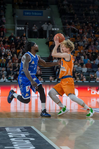 多笔续约 多笔续约