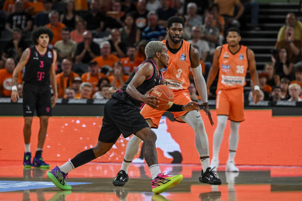 两队的风格 两队的风格