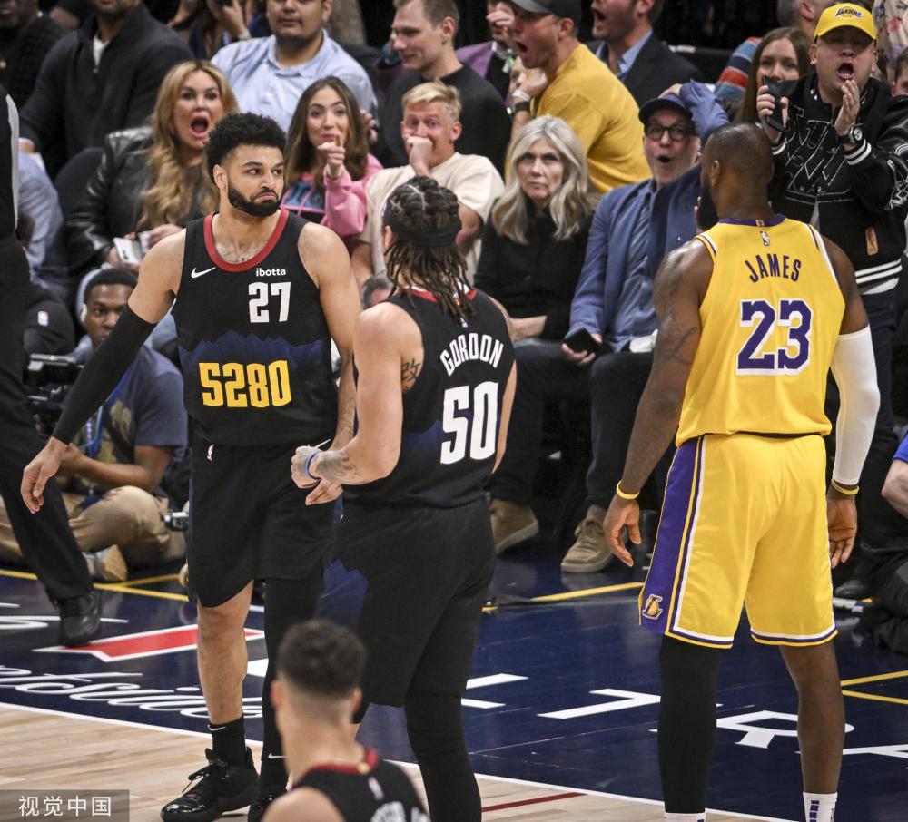 延续了他在 延续了他在